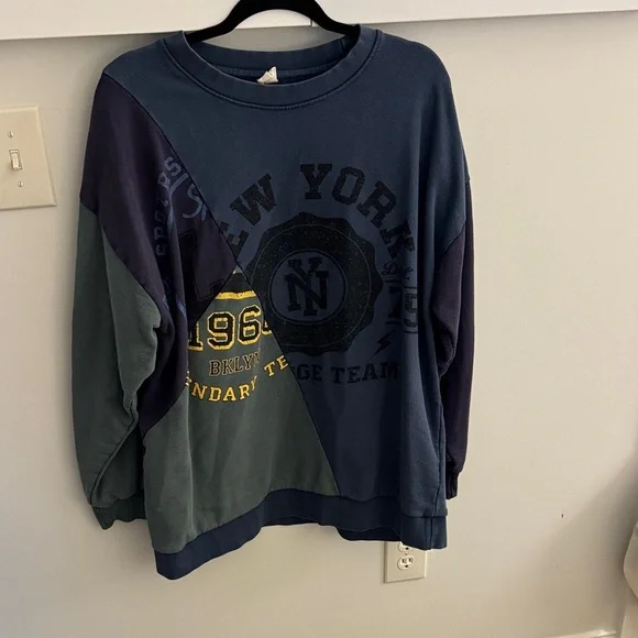 Urban Outfitters Blue and Green Graphic Long Sleeve Shirt - Picture 1 of 5